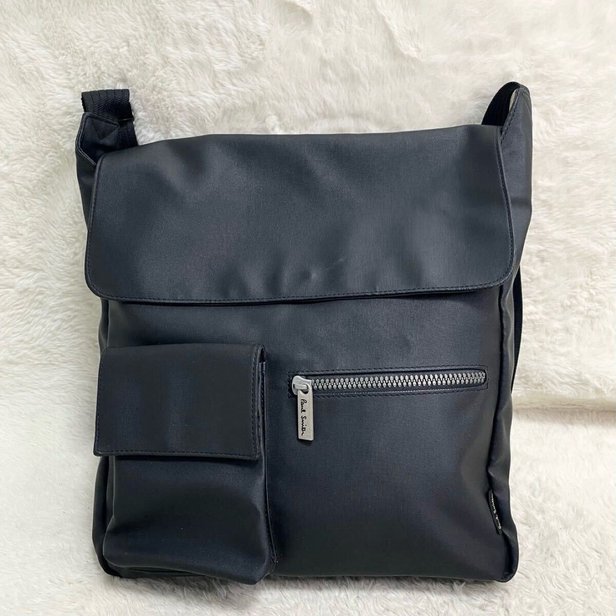 ポールスミス PaulSmith ショルダーバッグ ボディバッグ バック 斜め掛け 大容量 多機能 A4可 ブラック 黒 メンズ ユニセックス ナイロン