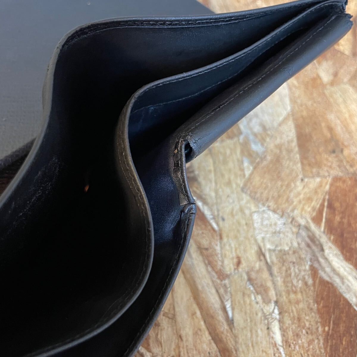 一円　美品　 ロエベ　 LOEWE アマソナ　レザー　ブラック　 男女　 長財(cái)布　レッド　シリアル有り 二つ折り　コンパクト　