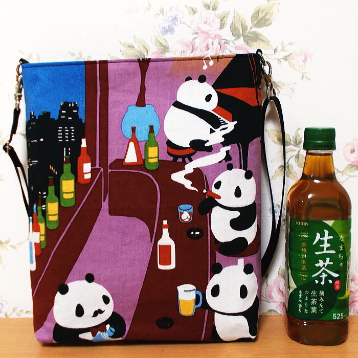 和柄ポシェット パンダBAR かわいいパンダさん サコッシュ ハンドメイド ショルダーバッグ 熊猫 御朱印帳
