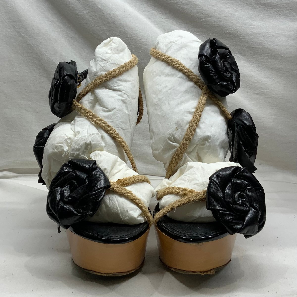 【店頭買取中古品】ルイヴィトン　レザー　フラワー　サンダル　編み上げ　ハイヒール　ウッドソール　サイズ36.5（23.5cm）　箱付