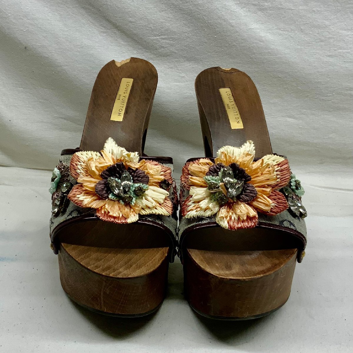 【店頭買取中古品】ルイヴィトン　モノグラム　ミニ　フラワー　サンダル　ミュール　ウッドソール　サイズ37（24cm）　箱付