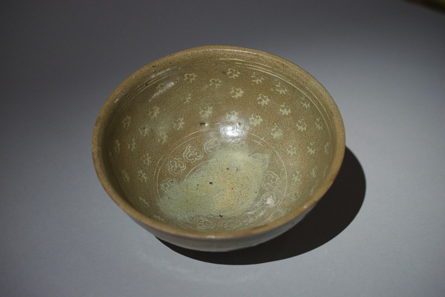李朝 初期 青磁 12cm 金継ぎ