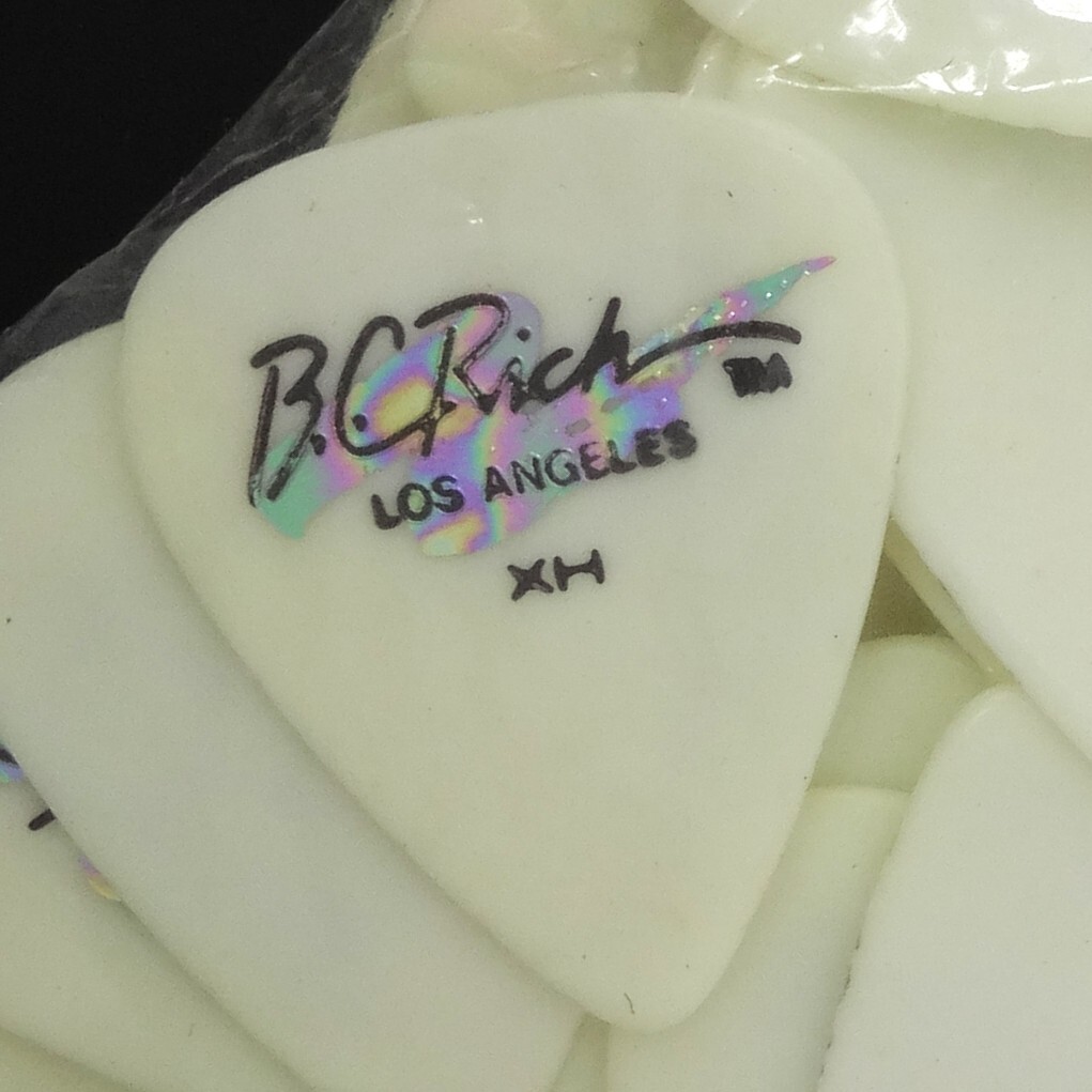 11◆ビーシーリッチ ギターピック 50點(diǎn) B.C Rich LOS ANGELES XH ホワイト
