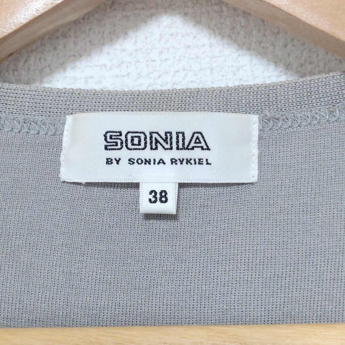 ソニアリキエル SONIARYKIEL カーディガン 使用感あり 38 春 夏 長(zhǎng)袖 M ゆっきんの部屋