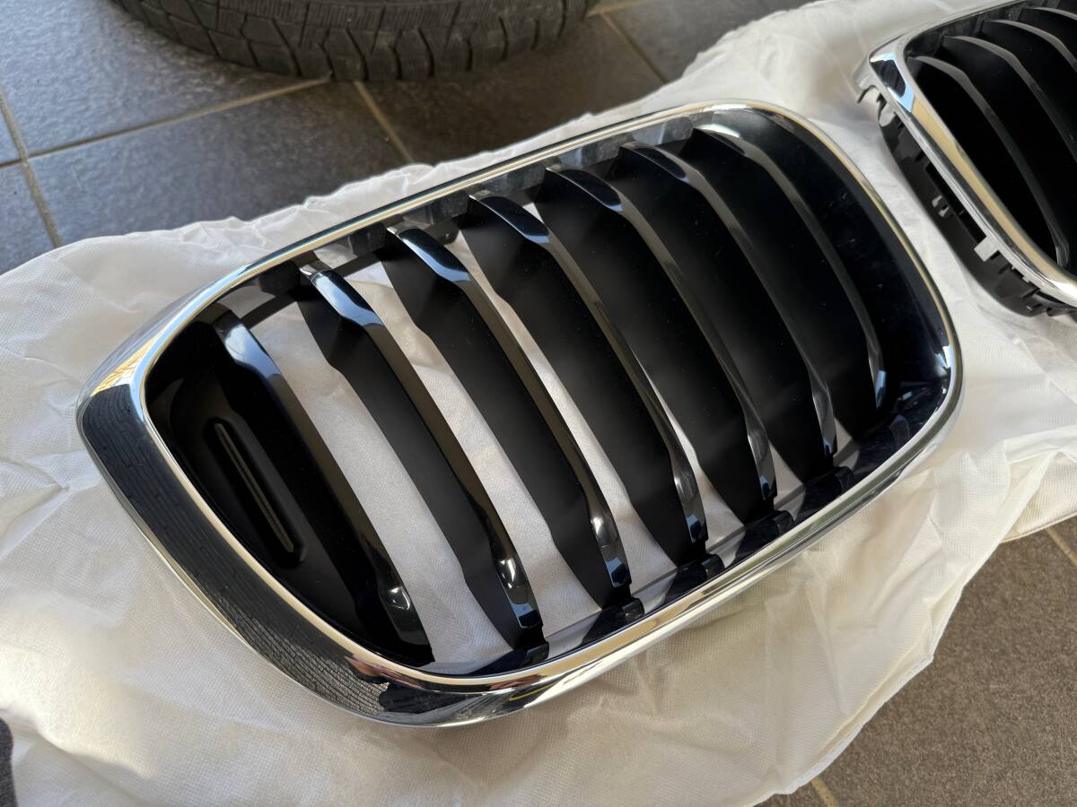 BMW X3（G01） X4（G02）・純正フロントグリル左右（51138469959／51138469960）