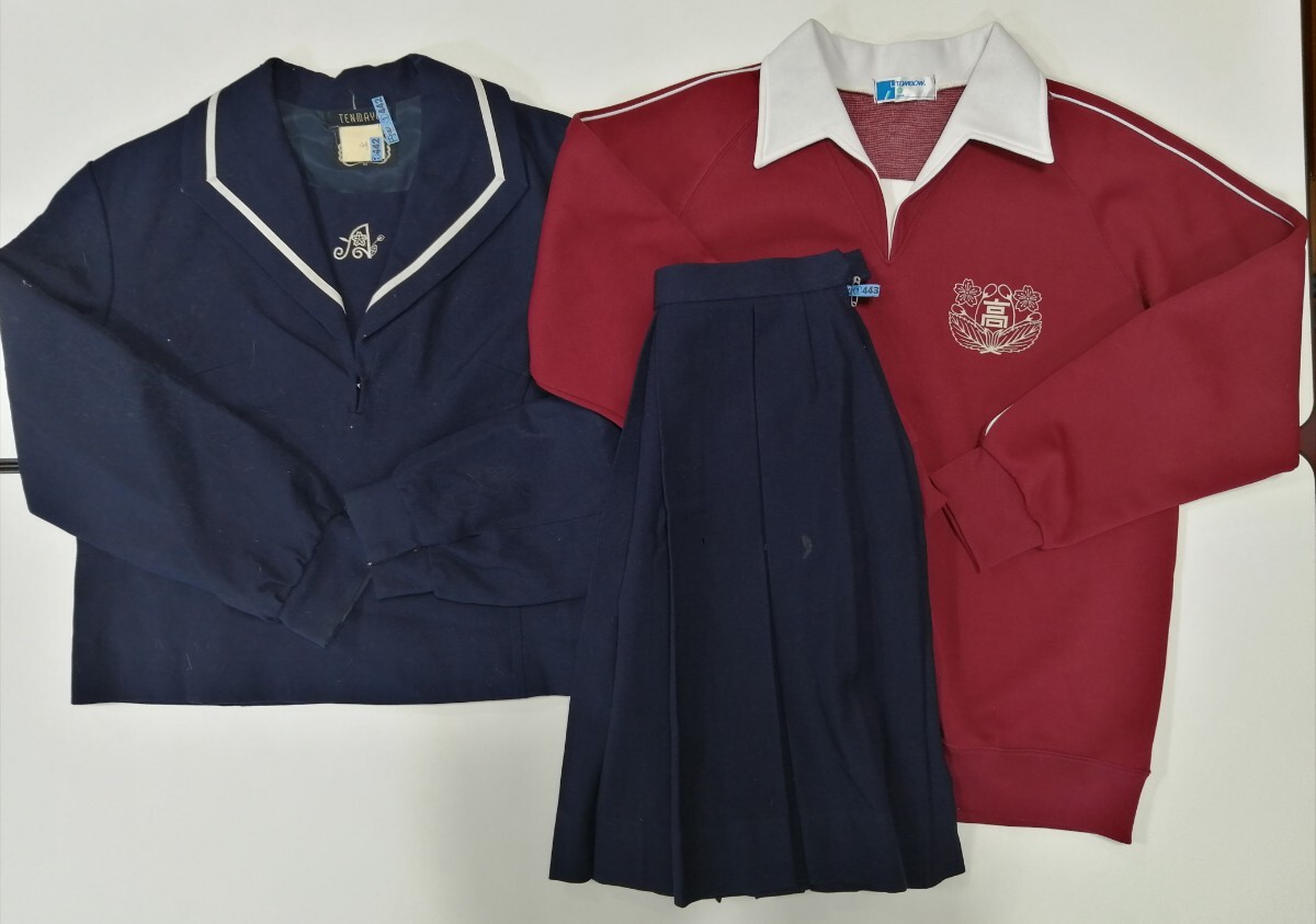 岡山県[岡山県立岡山朝日高校]女子制服 冬服セーラー服13号