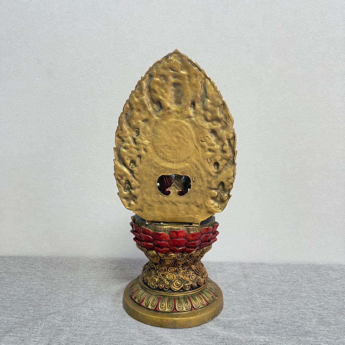 仏教美術 仏像 時代物 色絵 銅製 来日如来