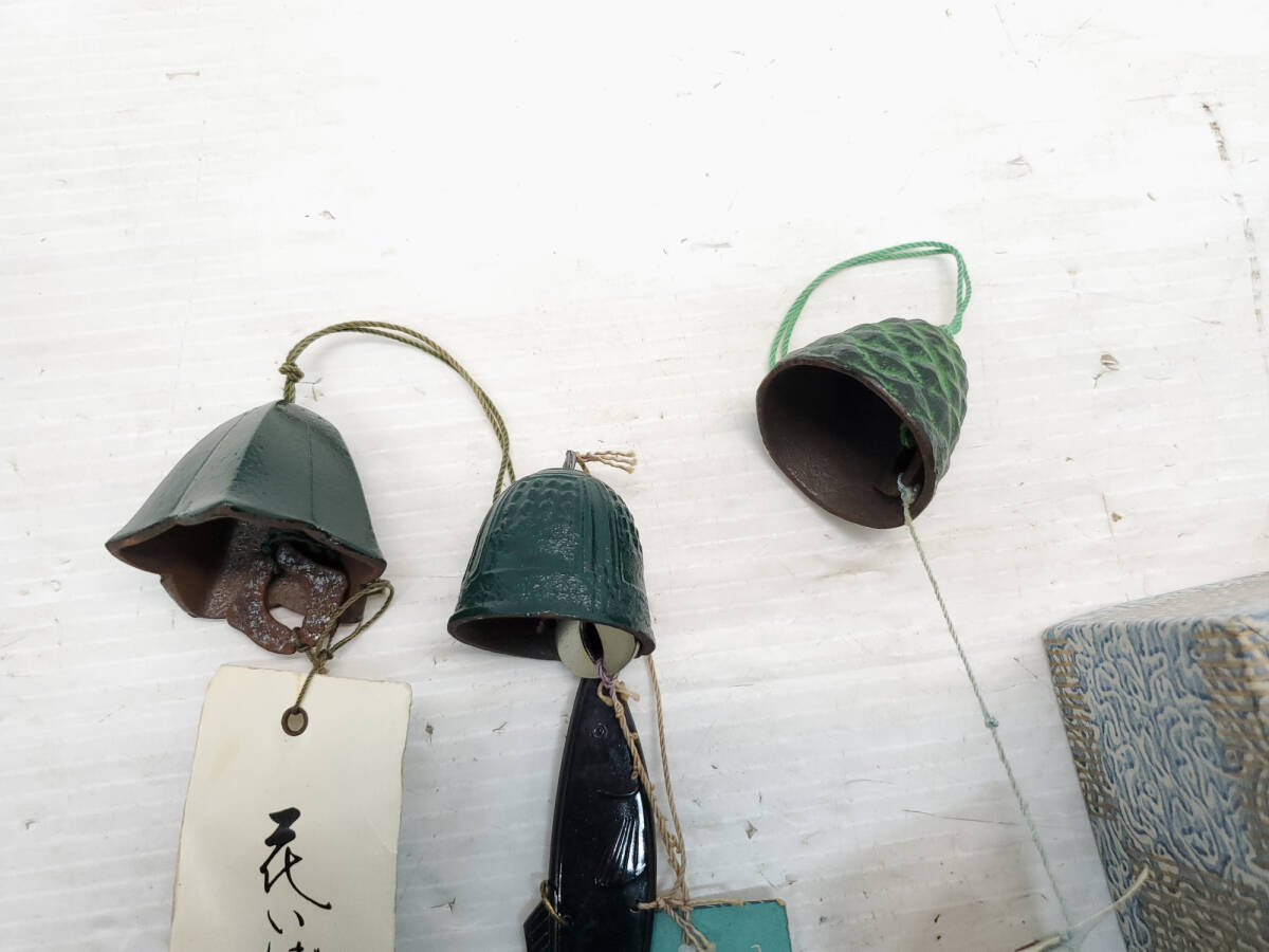 §　A50918　南部鉄器　風(fēng)鈴まとめ　すずむし風(fēng)鈴　南部名産　南部砂鉄　みちのく風(fēng)鈴　和風(fēng)　夏　屋外　中古品