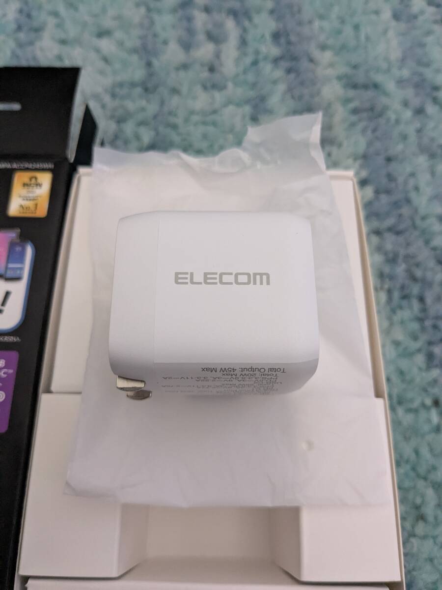 ◎0705u1542　エレコム 充電器 Type-C 2ポート 45W USB PD対応 PPS対応 Magsafe3対応 折りたたみ式プラグ ホワイト MPA-ACCP4245WH