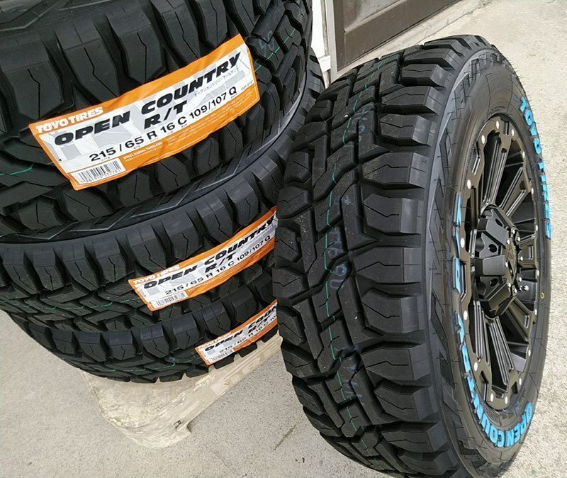 TOYO OPENCOUNTRY RT 215/65R16 ホワイトレター 車検対応 ハイエース200系 タイヤホイールセット 16インチ DeathRock