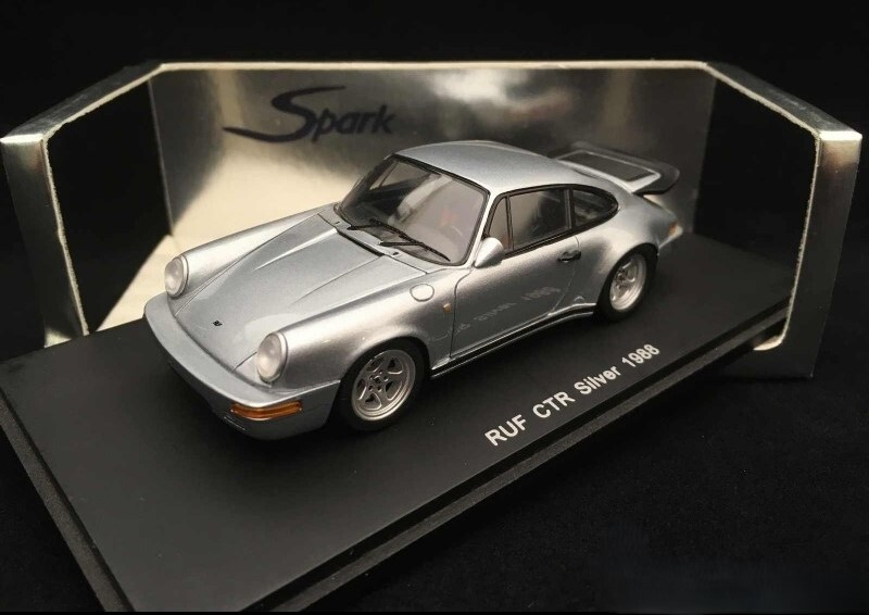 # Spark Model 1/43 1988 RUF CTR серебряный # Spark Model 1/43 1988 RUF CTR серебряный