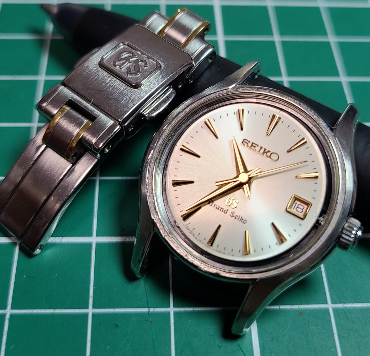 グランドセイコー　GS　レディース　4J52-0A20　稼働　パーツ　ベゼル、メダリオン無しのためジャンク品