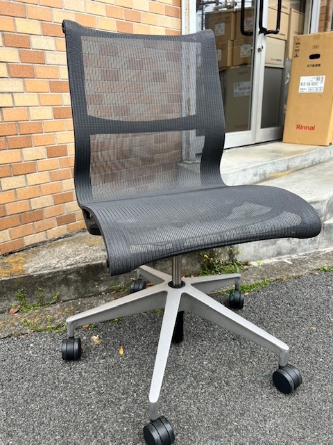 （JT2505）HermanMillerハーマンミラー セトゥーチェア 中古品　寫(xiě)真が全て。