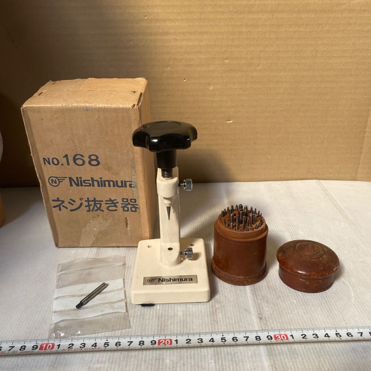 ネジ抜き器 Nishimura No.168 ピン上下確認(rèn)済 替えピン 多數(shù)あり 時(shí)計(jì)バンドのピン抜きや模型ピン抜きに ハンドルタイプ 精密機(jī)器 
