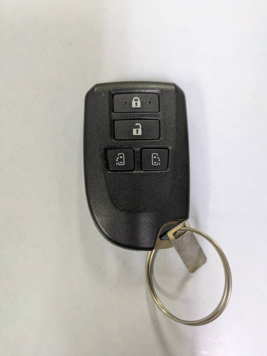 トヨタ☆純正スマートキー　スライドドア
