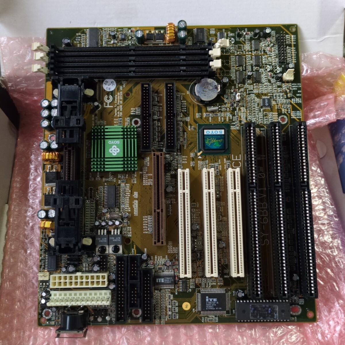 SOYO マザーボード　ジャンク扱い