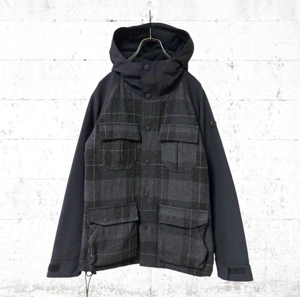 glamb マウンテン パーカー チェック ウール ナイロン　切替 グラム 里地メッシュ 黒色 ブラック 灰色 グレー Mサイズ ジャケット