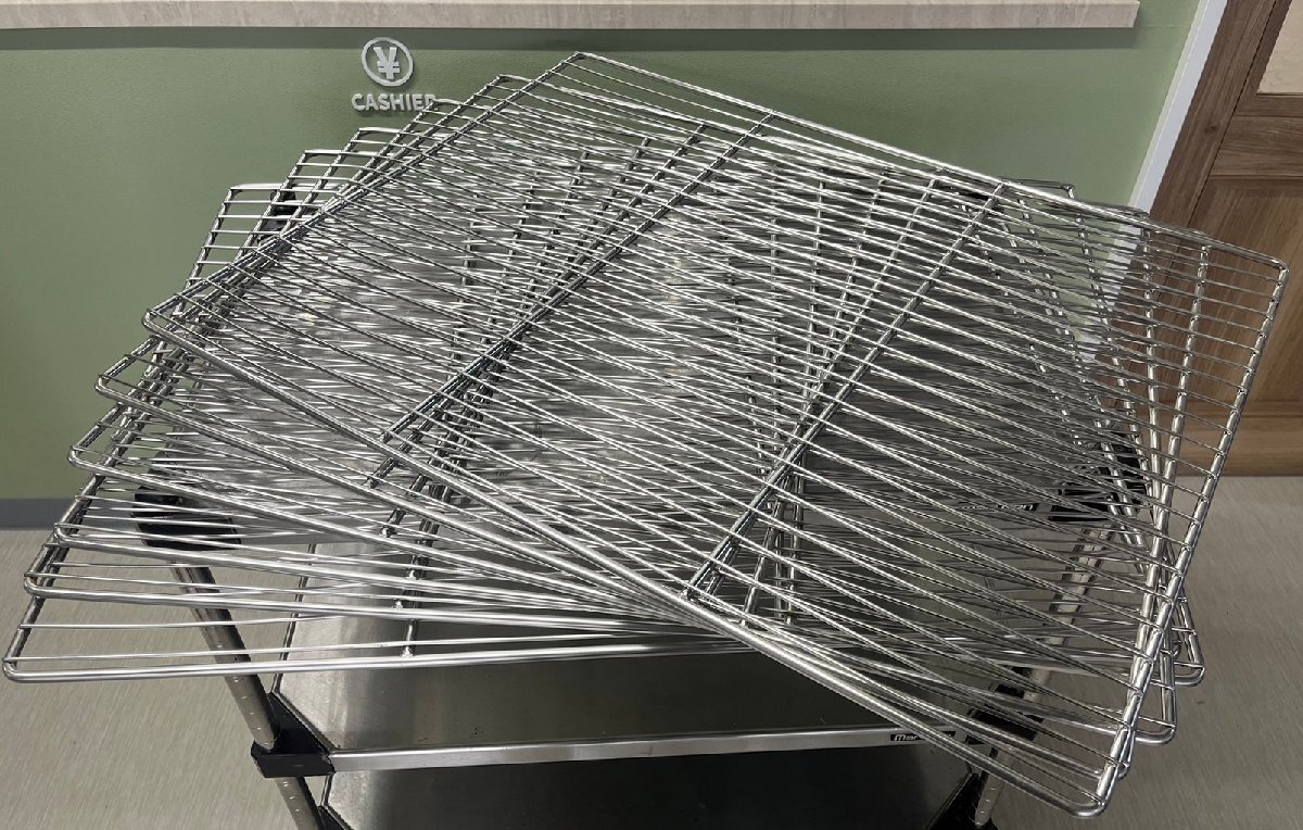 600×760?6枚セット価格?ステンレス制?グリッド網(wǎng)?棚網(wǎng)?歐州天板?2枚差用?ホイロ?ドゥコン用?業(yè)務(wù)用?中古?北海道より発送