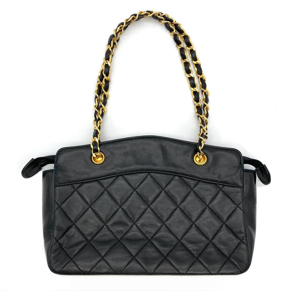 シャネル CHANEL マトラッセ ショルダーバッグ ラムスキン ブラック ゴールド金具
