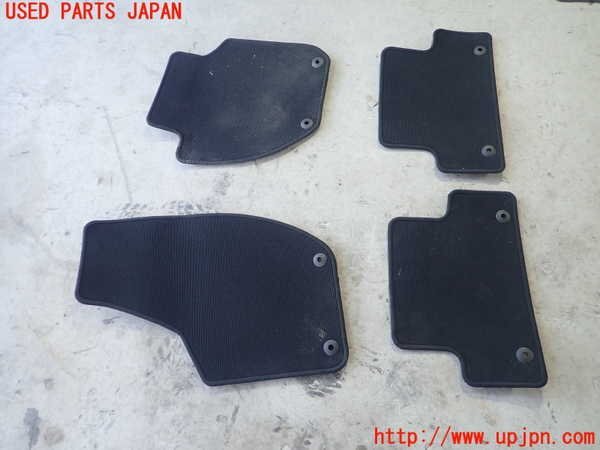 1UPJ-26177800]ボルボ?V40(MD4204T)フロアマット 中古