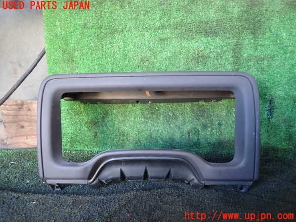 1UPJ-25147510]ジープ・ラングラー(TJ40S)メーターフード 中古
