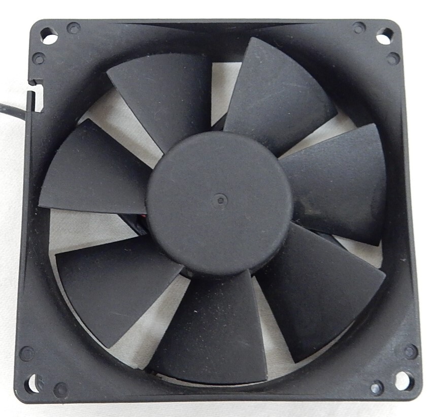 【中古動作品/現(xiàn)狀品】★DCファン★Yate Loon D90SH-12★DC12V 0.27A 