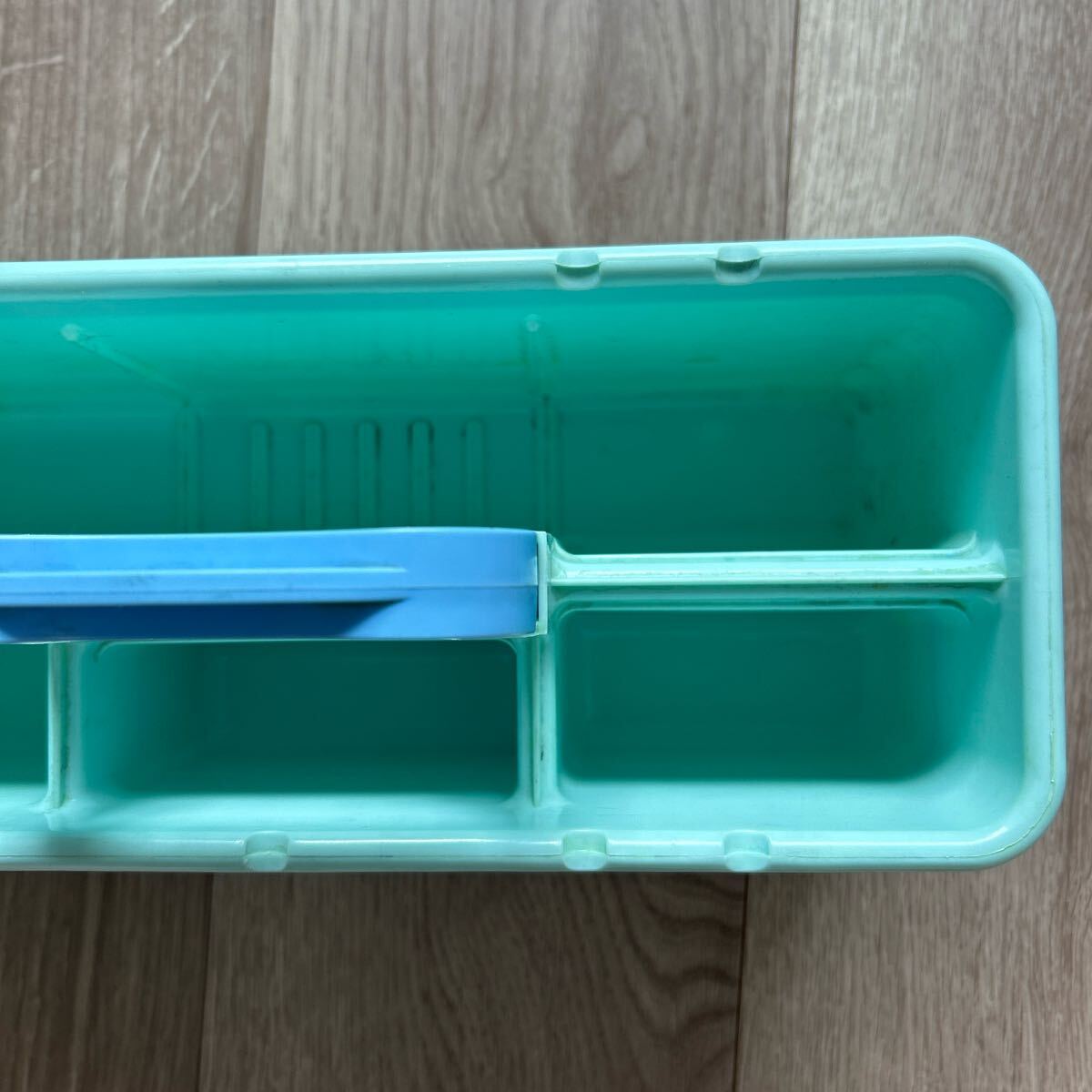 絵の具セットのバケツのみ バケツ スケッチセット 小学生 中古 グリーン スケッチセット用筆洗バケツ 筆洗いバケツ 絵の具洗い用_画像10