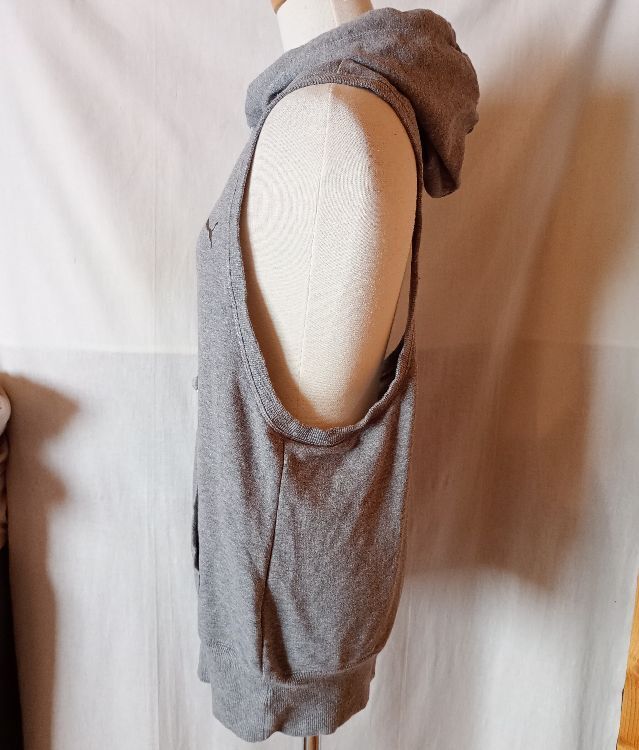 PUMA プーマ ノースリーブパーカー Lサイズ グレー レディース トップス プルオーバー_画像4