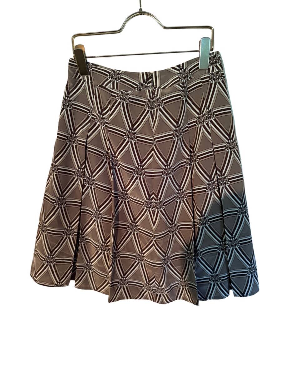 LAUTREAMONT総柄デザインスカート　2