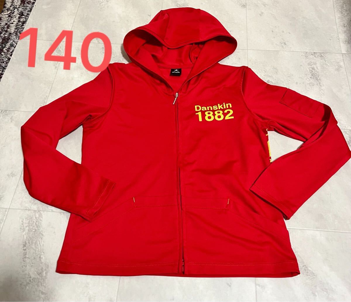 DANSKIN ダンキン ジップアップ パーカー 135-145 140 赤 レッド_画像1