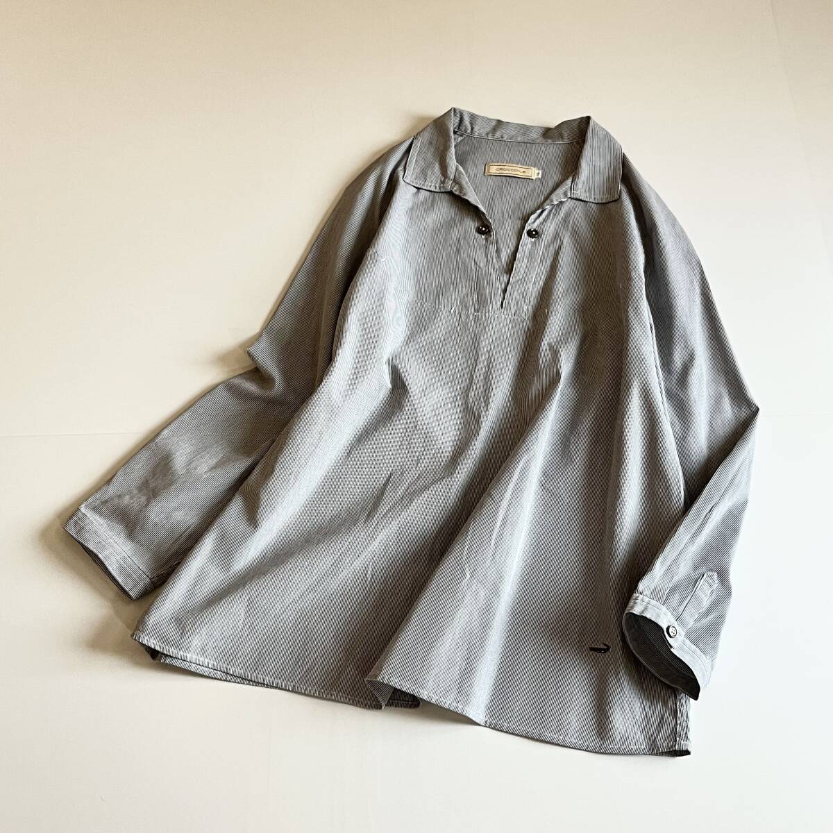 クロコダイル　CROCODILE　大きいサイズLL　//　グレー系細(xì)ストライプ　プルオーバーブラウス?チュニック　②