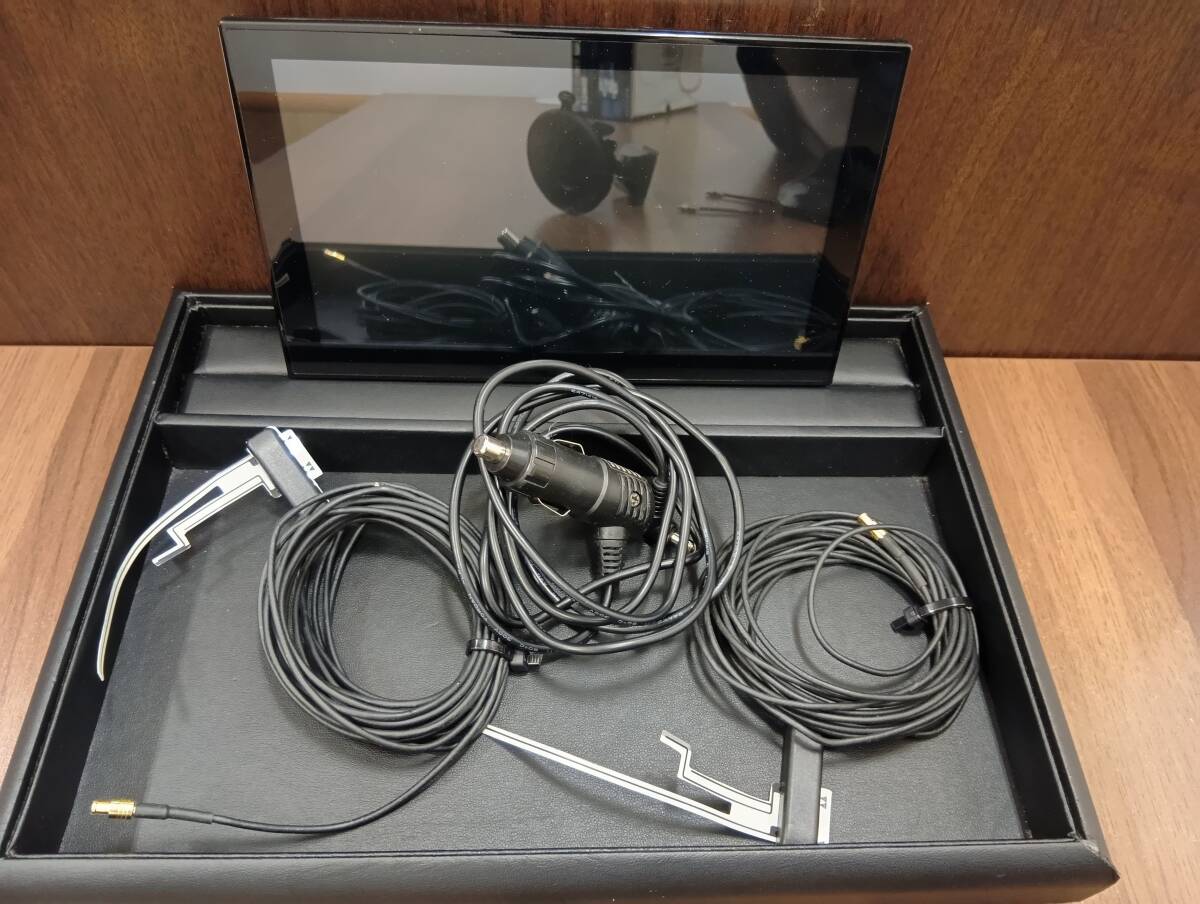 12192　カーナビ　【セイワ　SEIWA　車載用　カーナビゲーション　PIXYDA　PNM84F　8型　2畫面表示】　ユーズド現(xiàn)狀品