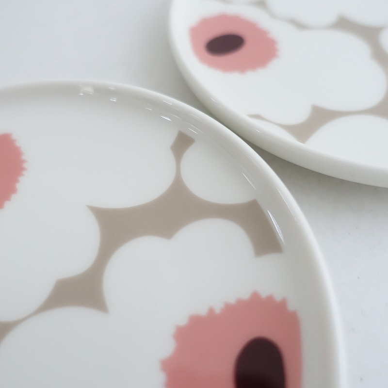 【北歐】未使用/マリメッコ marimekko *Unikko ウニッコ プレート 13.5㎝ クレイ×ホワイト 2枚セット*陶器(wa23-2503-73)【81D52】