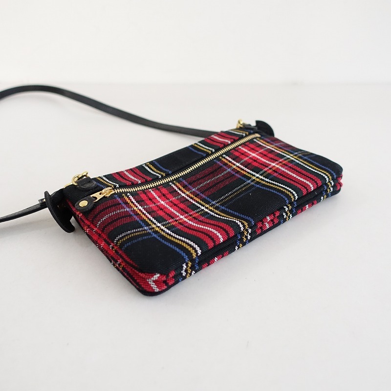 【美品/定価3萬】アタオ ATAO *お財(cái)布ポシェット ブーブーチェック*かばんショルダーバッグ0425(ba7-2504-20)【42D52】