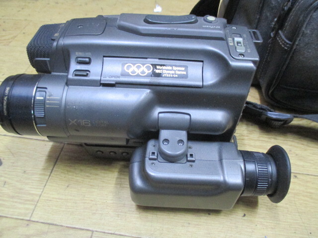 Panasonic　パナソニック　S-VHS-C　Movie　Camera　NV-S9?。∣3-3-3）