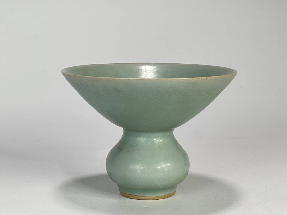 豪華ラッピング無料 LM3SX 高麗青磁 古物 唐物 時代物 壺 青磁唾壺 龍泉窯 中国美術 宋
