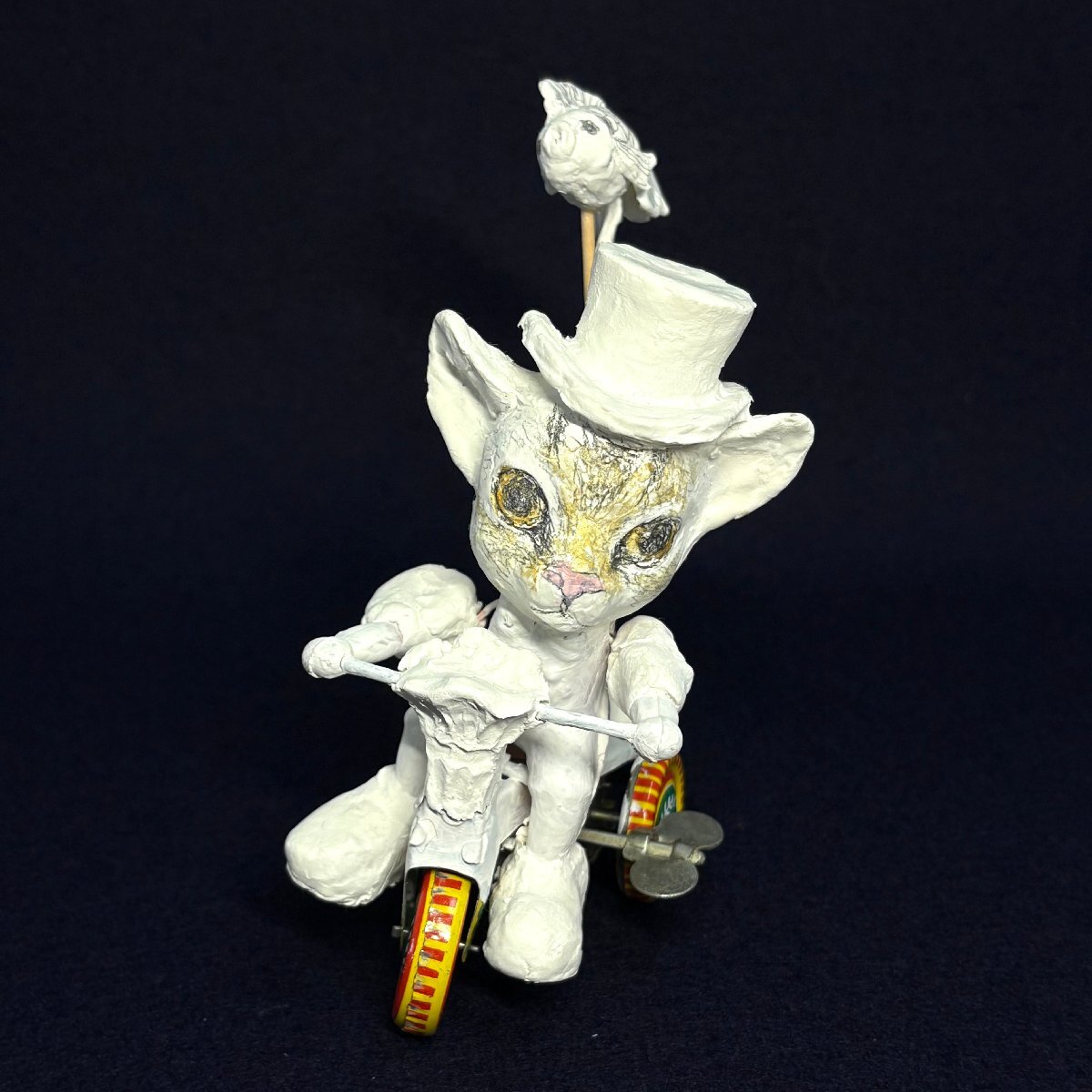 5-16776)宇野亜喜良 猫 三輪車 置物 人形 ミニチュア 粘土 作品