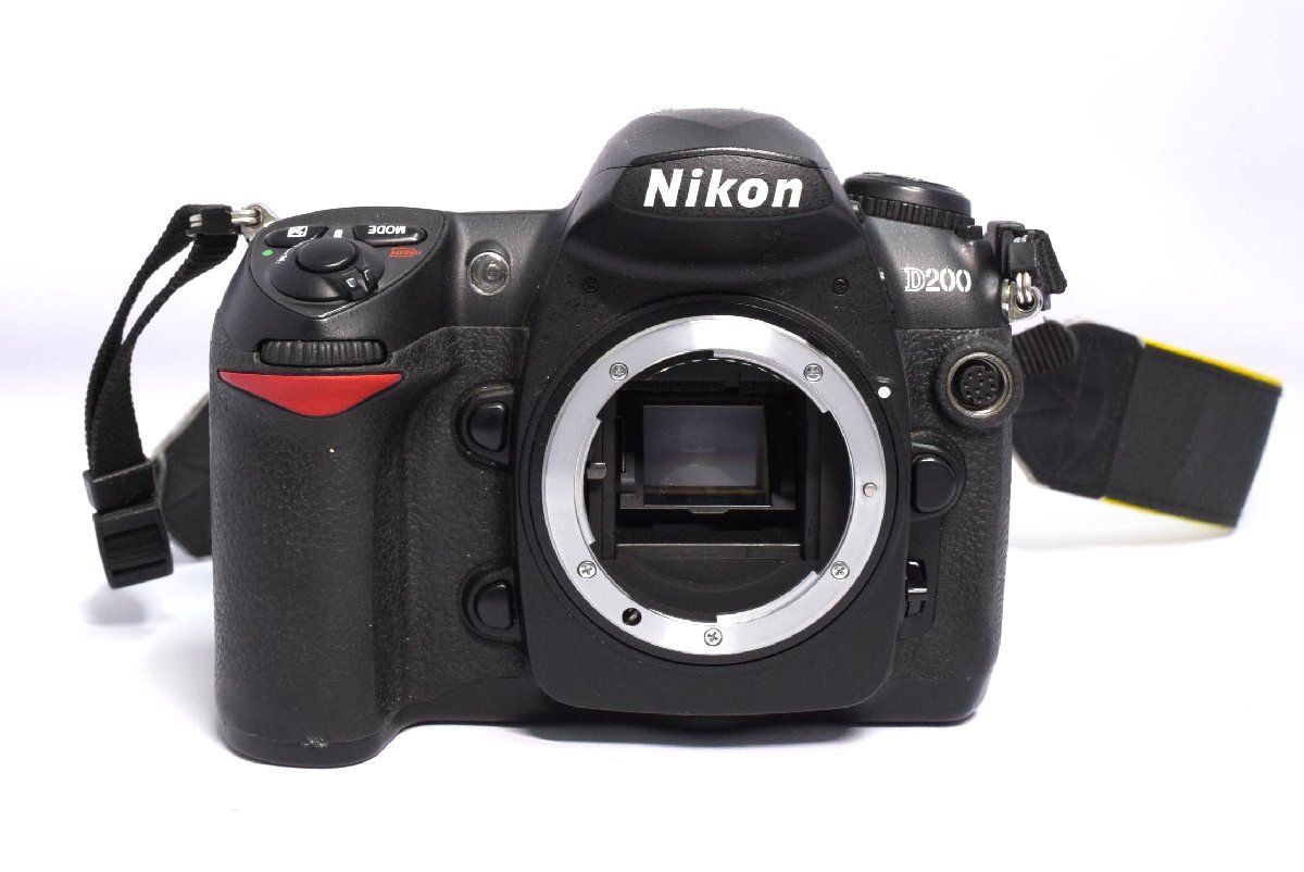 (1-11635)Nikon『D200』デジタル一眼 カメラ ニコン/レンズ NIKKOR AF-S DX 18-55mm 1.3.5-5.6G VR 簡易動作確認(rèn)済【緑和堂】