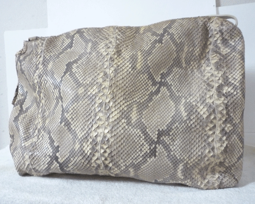 カルロスファルチ CarlosFalch パイソン レザー 本革 ベージュ系 ホワイト系 斜め掛け ショルダーバッグ レディース_画像2