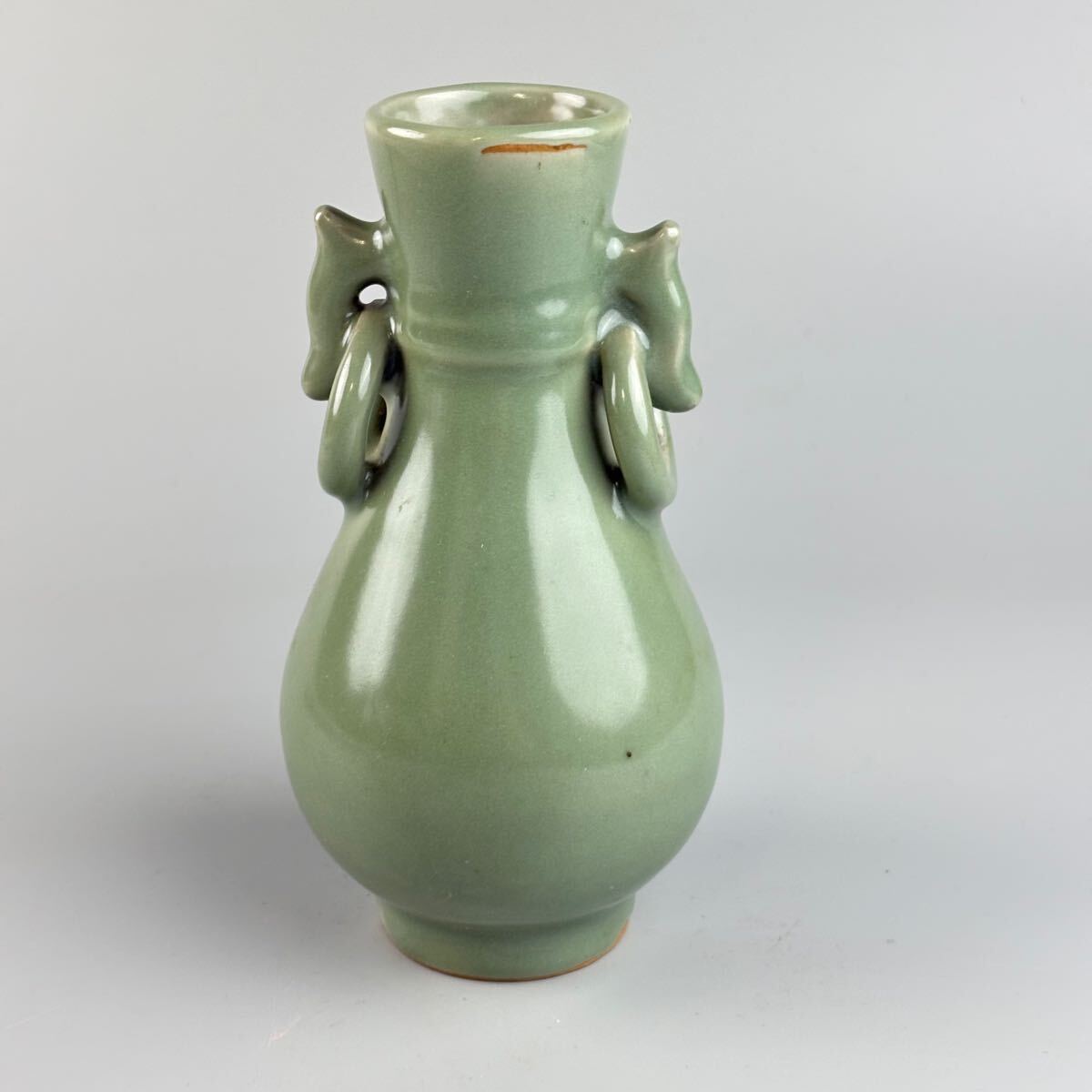 中国 青磁 花瓶 中国古玩 古陶磁 茶道具 飾壺 骨董品 美術品 中国 青磁 花瓶 中国古玩 古陶磁 茶道具 飾壺 骨董品 美術品