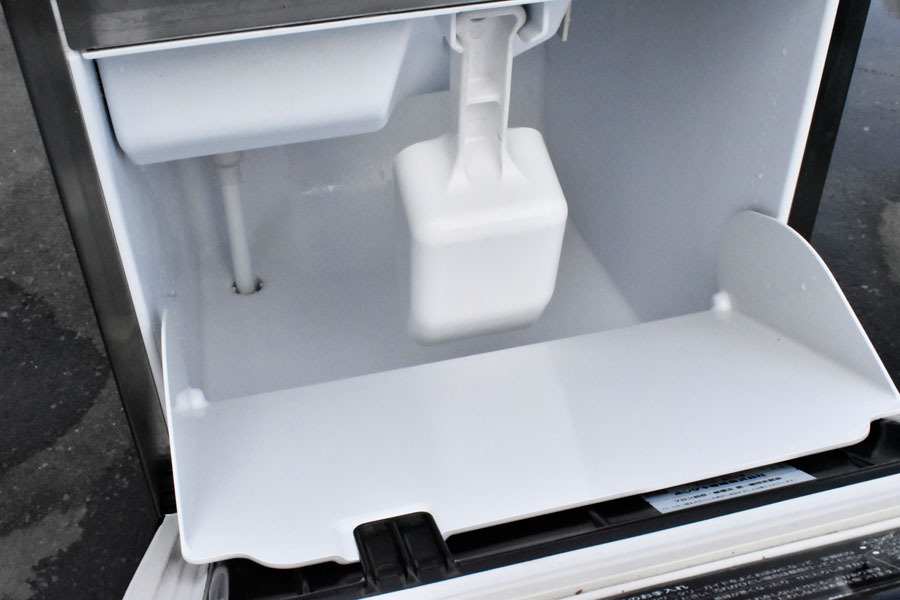 HB17 壊れやすいポンプを新品に交換済 ホシザキ 業(yè)務(wù)用 全自動制氷機(jī) キューブアイス IM-25M 臺下 テーブル形 アンダーカウンター 廚房機(jī)器