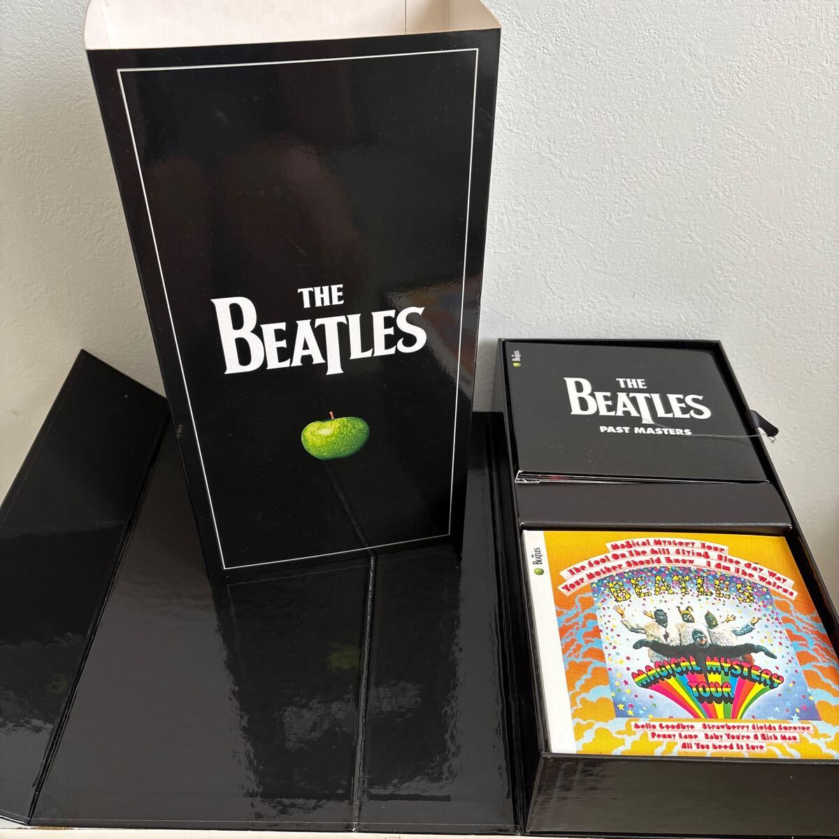 ザ・ビートルズBOX 16CD+1DVD (輸入版)紙ジャケ仕様歴史的貴重 ザ・ビートルズBOX 16CD+1DVD (輸入版)紙ジャケ仕様歴史的貴重