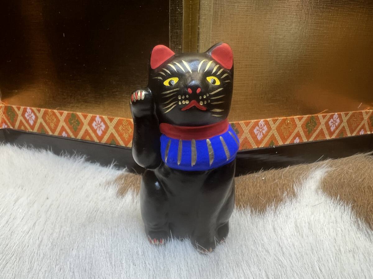 ■陶器■招き貓■黒ねこ■置物■小ぶり■ネコ■検索■伊萬里■瀬戸■九谷■マイセン■レトロアンティーク■縁起物■魔除け■