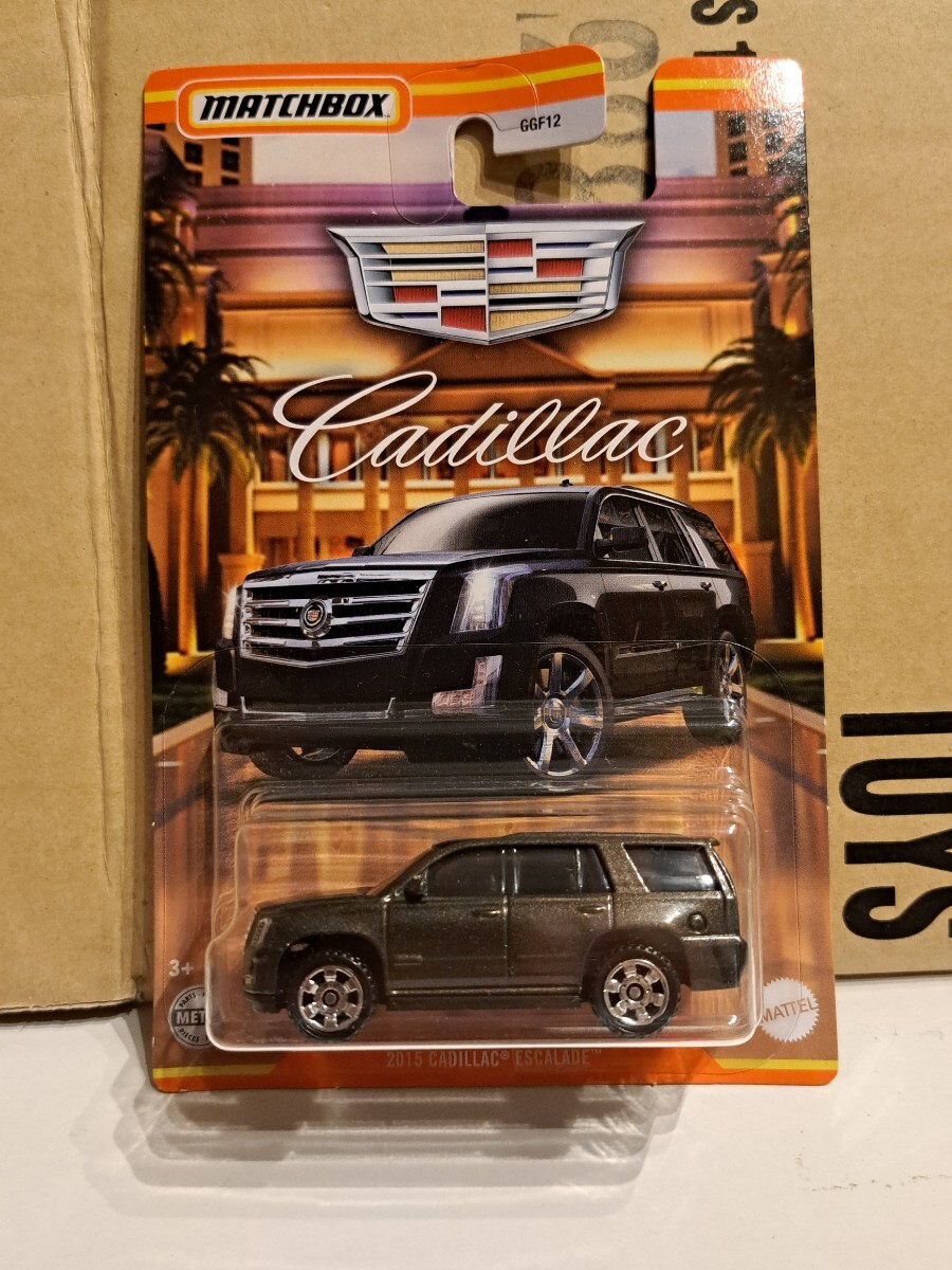 MATCHBOX マッチボックス　2015 CADILLAC　ESCALADE 