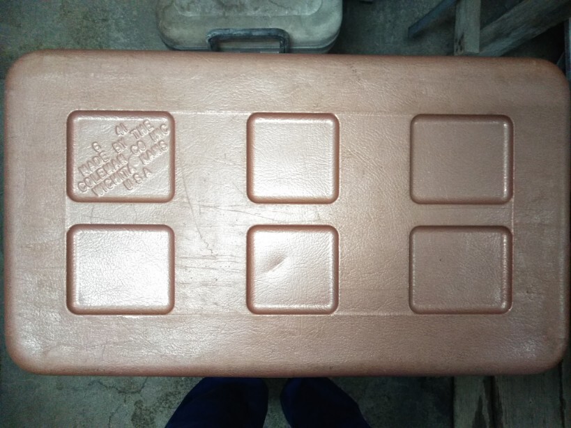 【訳アリ完全品では有りません!】ビンテージ・ユーズド品・コールマン・スノーライト・クーラーボックス・約28QT・バターナッツ色_画像9