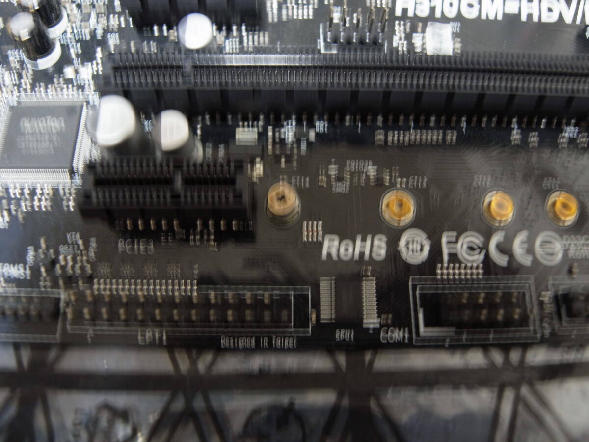 ASRock MicroATX LGA1151 マザーボード H310CM-HDV/M.2 ジャンク