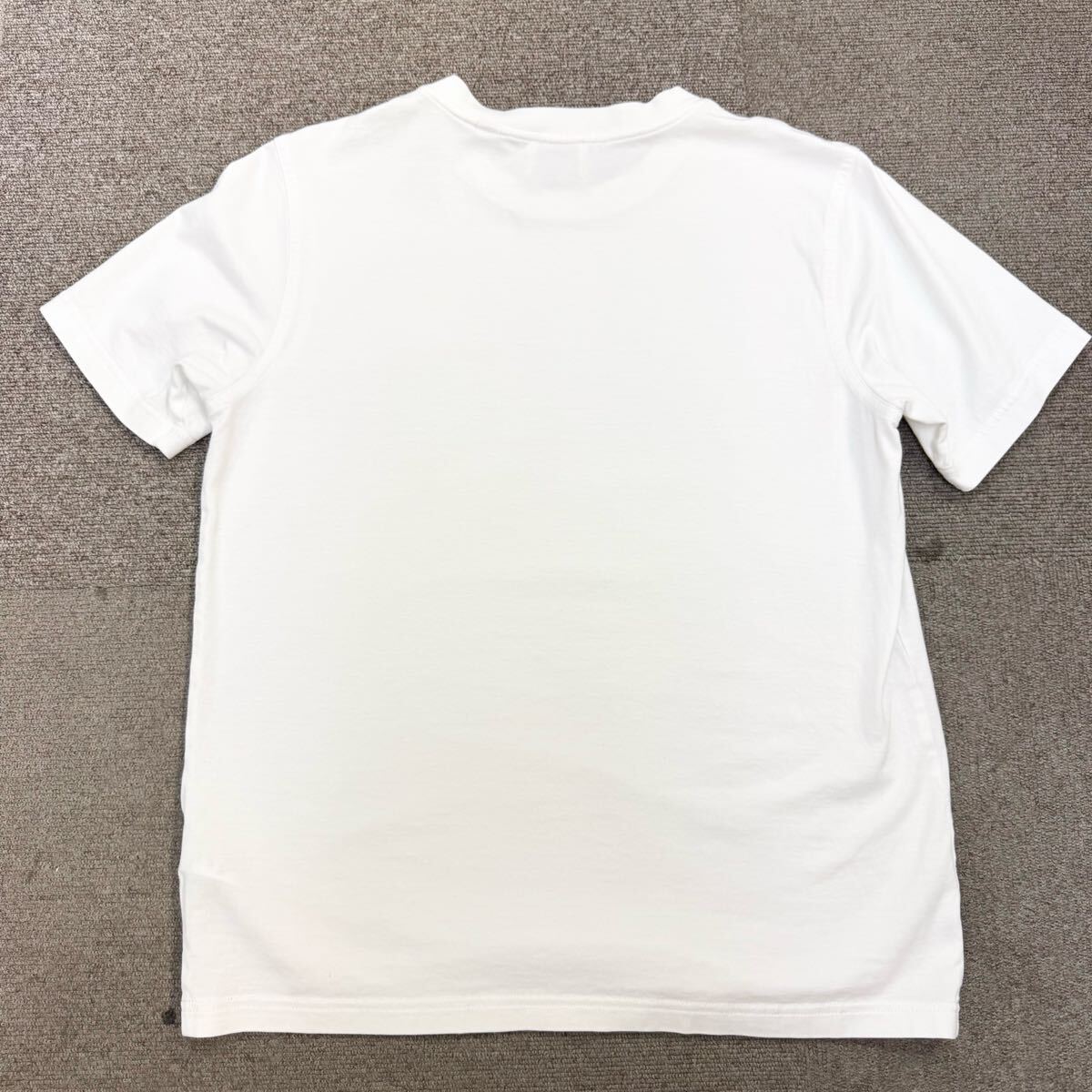 7『美品?現(xiàn)行タグ』 BURBERRY バーバリー レディース 半袖 Tシャツ トップス カットソー ビッグロゴ プリント ホワイト Sサイズ