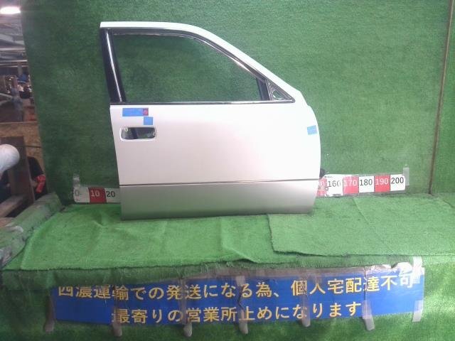 トヨタ 20系 セルシオ 后期 A ERバージョン UCF20 右 フロント ドア パネル スピーカー?ハーネス?プロテクター付 凹み有 ★個(gè)人宅不可★