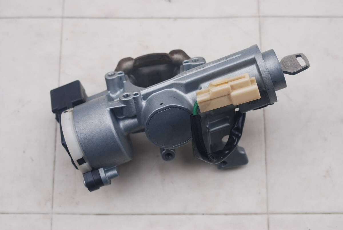 item_image_3