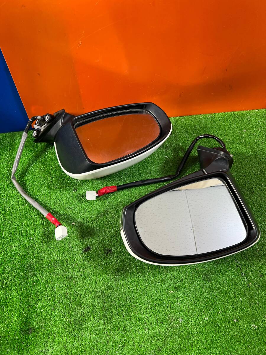 item_image_3